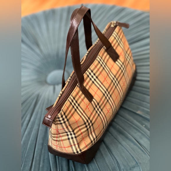 Authentic Burberrys Vintage Checkered Hand Bag - Picture 2 of 8